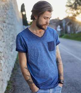 Koszulka męska  V-neck vintage z kieszonką - Organic