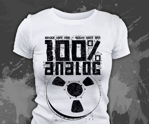 T-shirt z nadrukiem - 100% analog tape